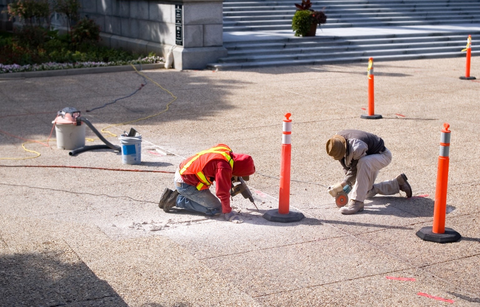 DIY Concrete Crack Repair Epoxy or Polyurethane